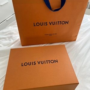 Brand New Authentic Louis Vuitton gift box magnetic closure with ribbon and bag